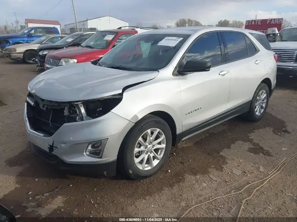 2GNAXHEV3J6318018 2018 CHEVROLET EQUINOX - Image 2