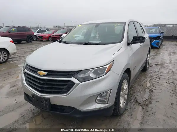 2GNAXHEV3J6318486 2018 CHEVROLET EQUINOX - Image 2