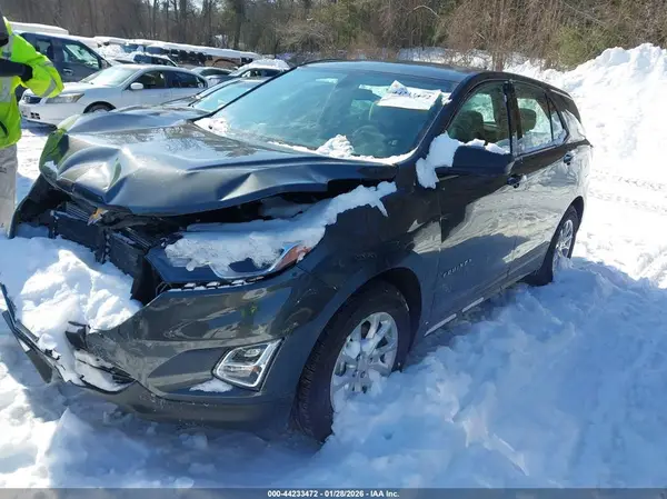 2GNAXHEV3J6319413 2018 CHEVROLET EQUINOX - Image 2