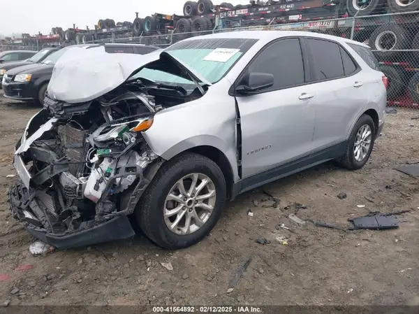 2GNAXHEV3J6331187 2018 CHEVROLET EQUINOX - Image 2