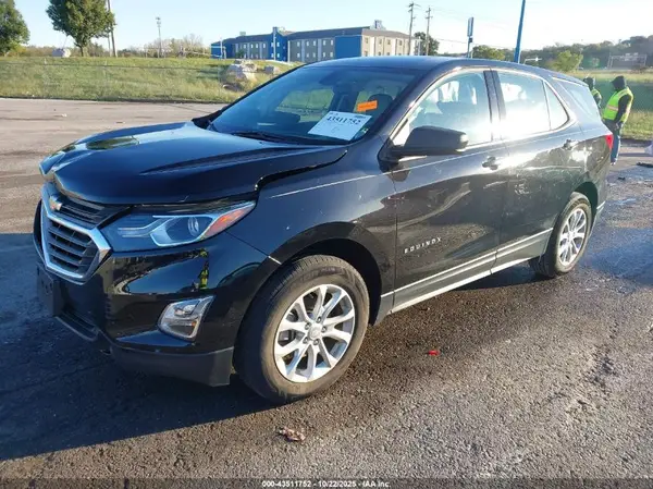 2GNAXHEV3K6114806 2019 CHEVROLET EQUINOX - Image 2