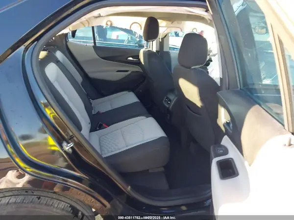 2GNAXHEV3K6114806 2019 CHEVROLET EQUINOX - Image 8
