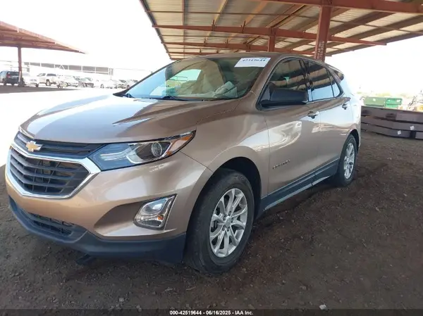 2GNAXHEV3K6118743 2019 CHEVROLET EQUINOX - Image 2