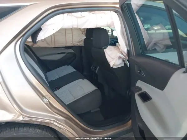 2GNAXHEV3K6118743 2019 CHEVROLET EQUINOX - Image 8