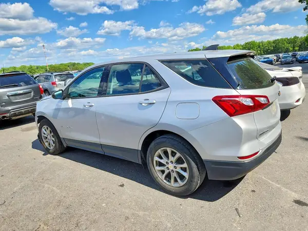 2GNAXHEV3K6152116 2019 CHEVROLET EQUINOX - Image 2