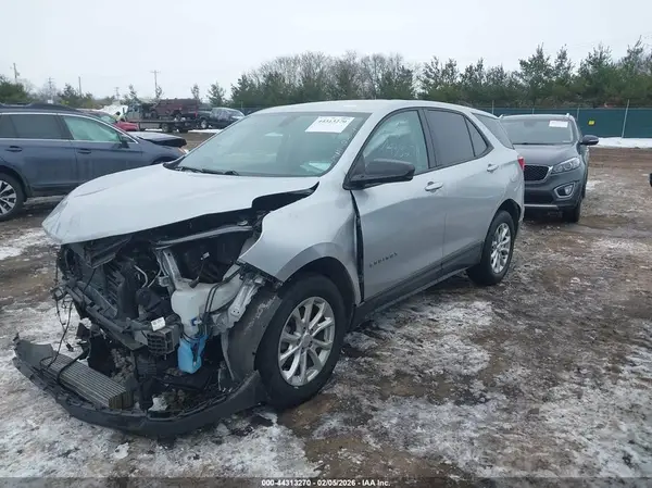 2GNAXHEV3K6153184 2019 CHEVROLET EQUINOX - Image 2