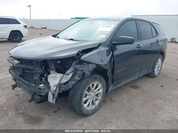 2GNAXHEV3K6160863 2019 CHEVROLET EQUINOX - Image 2