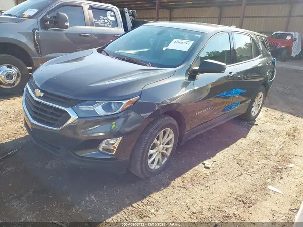 2GNAXHEV3K6173905 2019 CHEVROLET EQUINOX - Image 2