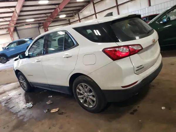 2GNAXHEV3K6198352 2019 CHEVROLET EQUINOX - Image 2