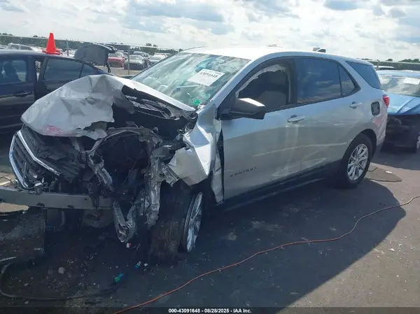 2GNAXHEV3K6227056 2019 CHEVROLET EQUINOX - Image 2
