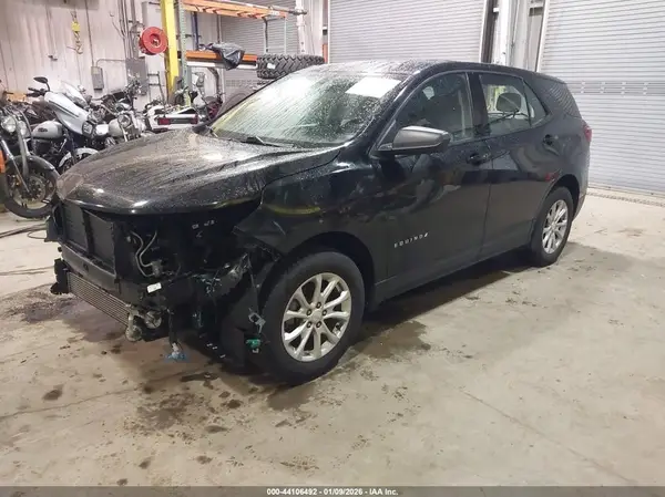 2GNAXHEV3K6238946 2019 CHEVROLET EQUINOX - Image 2