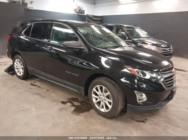 2GNAXHEV3K6252166 2019 CHEVROLET EQUINOX - Image 1