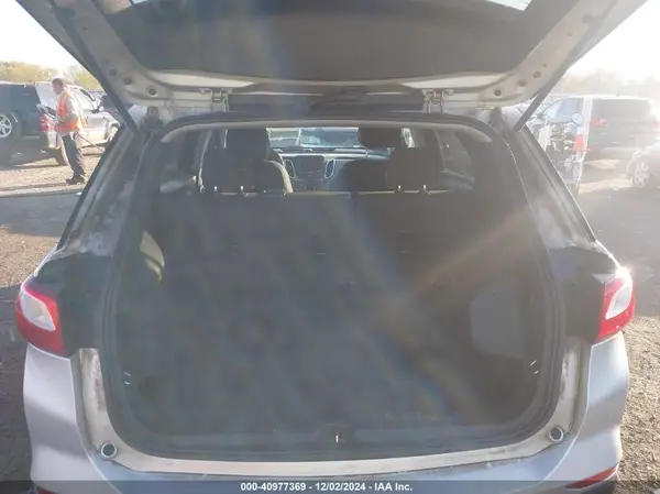2GNAXHEV3K6258257 2019 CHEVROLET EQUINOX - Image 8