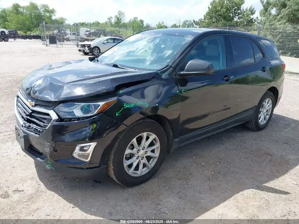 2GNAXHEV3K6266505 2019 CHEVROLET EQUINOX - Image 2