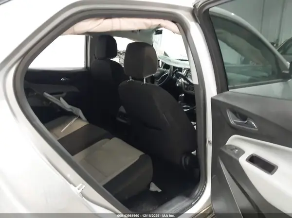 2GNAXHEV3K6285247 2019 CHEVROLET EQUINOX - Image 8