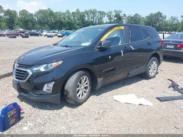 2GNAXHEV3L6110871 2020 CHEVROLET EQUINOX - Image 2