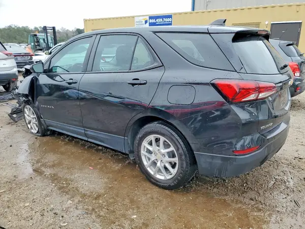 2GNAXHEV3N6100523 2022 CHEVROLET EQUINOX - Image 2