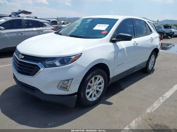 2GNAXHEV4J6122329 2018 CHEVROLET EQUINOX - Image 2