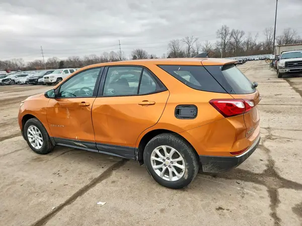 2GNAXHEV4J6151684 2018 CHEVROLET EQUINOX - Image 2