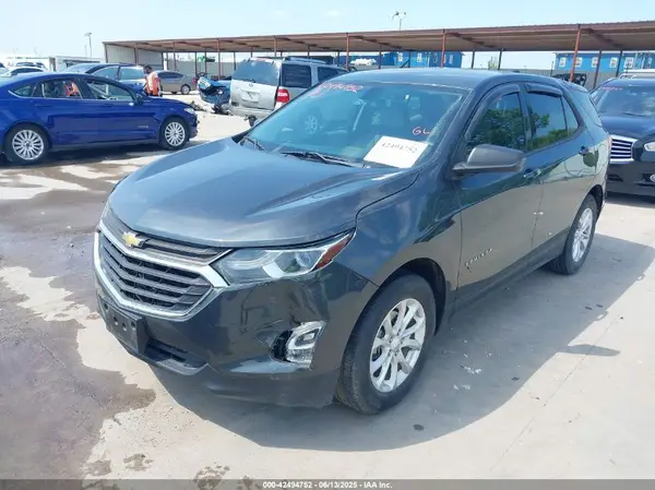 2GNAXHEV4J6161650 2018 CHEVROLET EQUINOX - Image 2