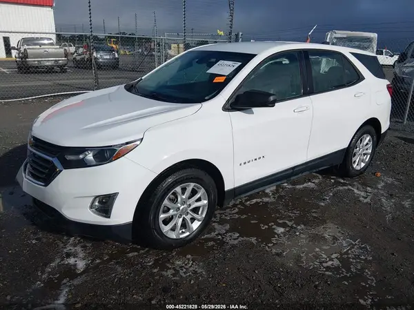 2GNAXHEV4J6165665 2018 CHEVROLET EQUINOX - Image 2