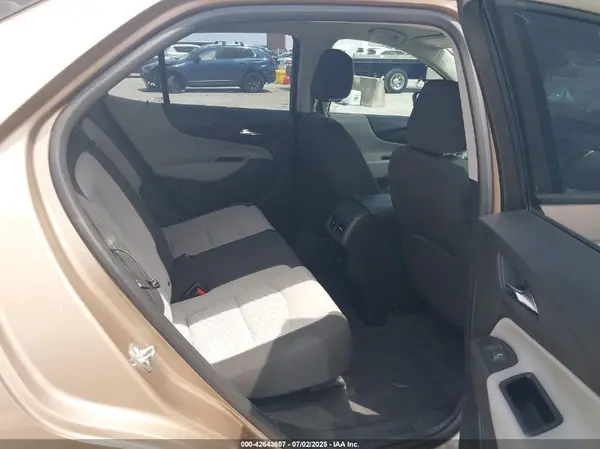2GNAXHEV4J6194258 2018 CHEVROLET EQUINOX - Image 8