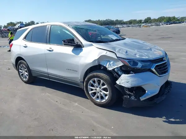 2GNAXHEV4J6203685 2018 CHEVROLET EQUINOX - Image 1