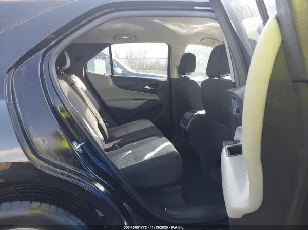2GNAXHEV4J6204996 2018 CHEVROLET EQUINOX - Image 8