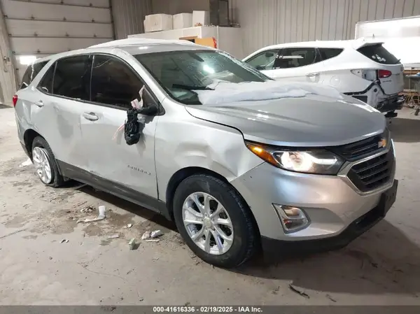 2GNAXHEV4J6215819 2018 CHEVROLET EQUINOX - Image 1
