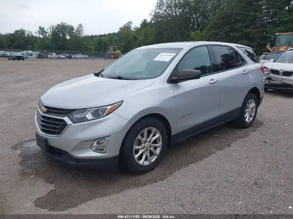2GNAXHEV4J6234628 2018 CHEVROLET EQUINOX - Image 2