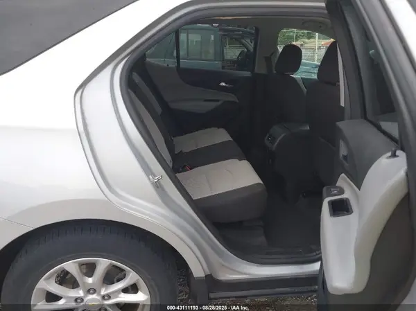 2GNAXHEV4J6234628 2018 CHEVROLET EQUINOX - Image 8