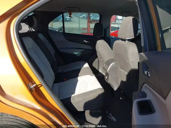 2GNAXHEV4J6258556 2018 CHEVROLET EQUINOX - Image 8