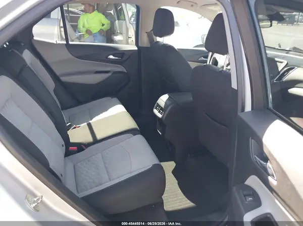 2GNAXHEV4J6272070 2018 CHEVROLET EQUINOX - Image 8