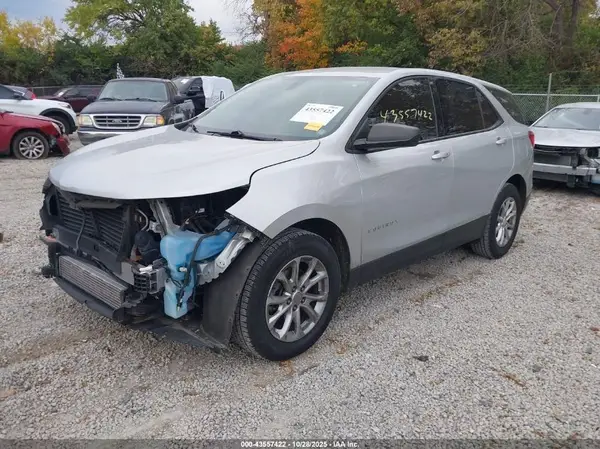 2GNAXHEV4K6171287 2019 CHEVROLET EQUINOX - Image 2