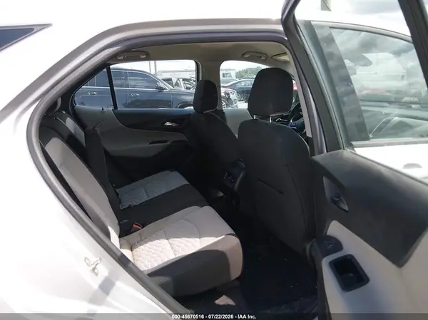 2GNAXHEV4K6227695 2019 CHEVROLET EQUINOX - Image 8