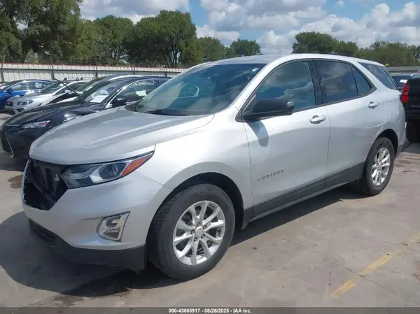2GNAXHEV4K6284530 2019 CHEVROLET EQUINOX - Image 2