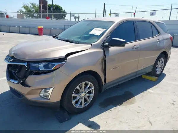 2GNAXHEV4K6294670 2019 CHEVROLET EQUINOX - Image 2