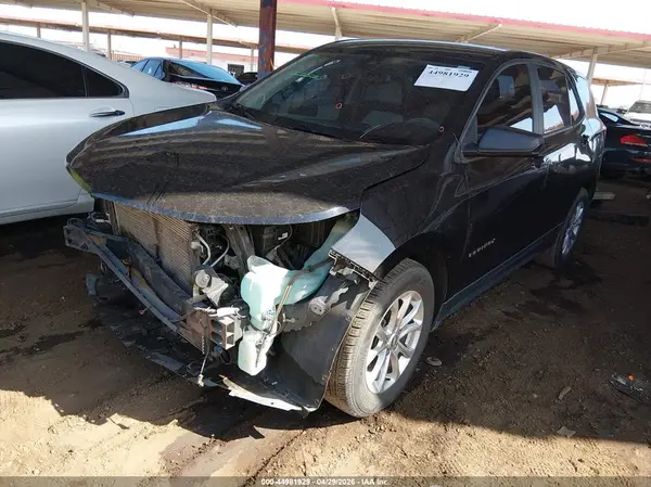 2GNAXHEV4L6157231 2020 CHEVROLET EQUINOX - Image 2
