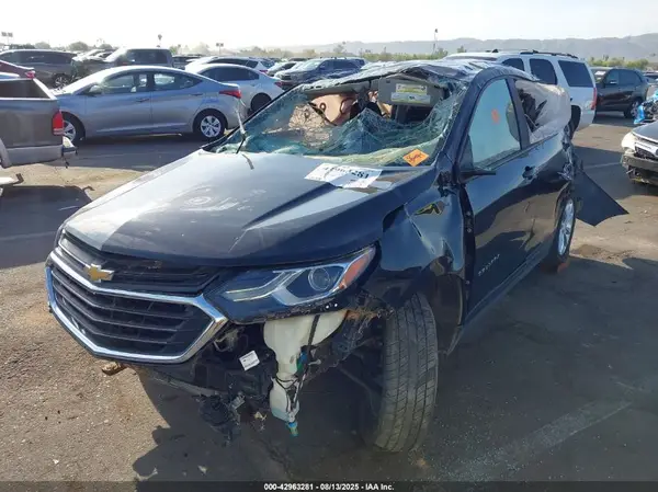 2GNAXHEV4L6160422 2020 CHEVROLET EQUINOX - Image 2