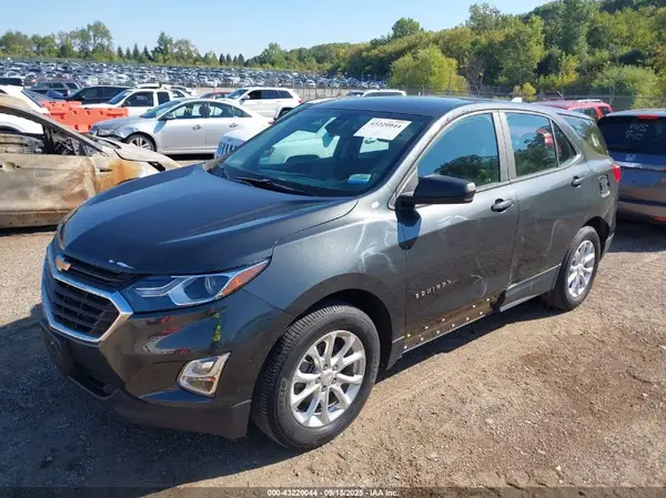 2GNAXHEV4L6164440 2020 CHEVROLET EQUINOX - Image 2