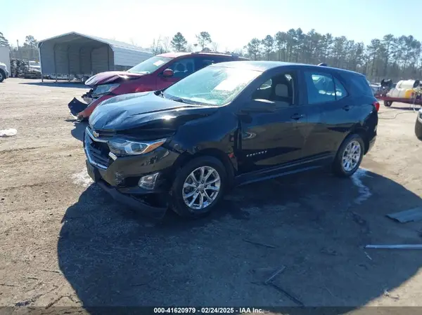 2GNAXHEV4L6205911 2020 CHEVROLET EQUINOX - Image 2