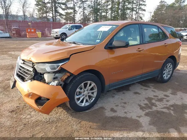 2GNAXHEV5J6104261 2018 CHEVROLET EQUINOX - Image 2