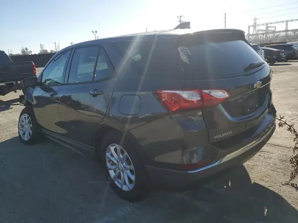2GNAXHEV5J6128091 2018 CHEVROLET EQUINOX - Image 2