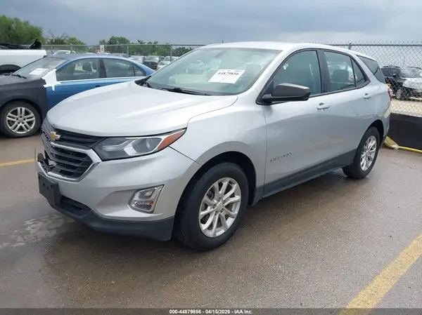 2GNAXHEV5J6138958 2018 CHEVROLET EQUINOX - Image 2