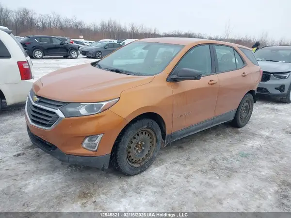 2GNAXHEV5J6178747 2018 CHEVROLET EQUINOX - Image 2