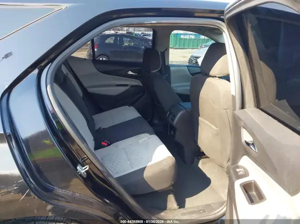 2GNAXHEV5J6197931 2018 CHEVROLET EQUINOX - Image 8