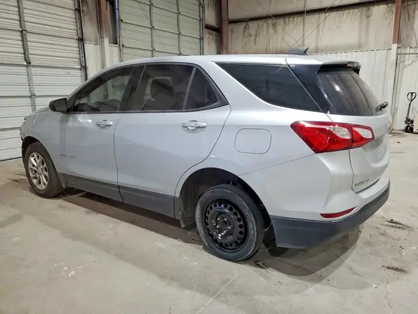 2GNAXHEV5J6230734 2018 CHEVROLET EQUINOX - Image 2