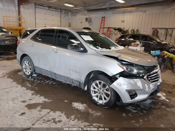 2GNAXHEV5J6269856 2018 CHEVROLET EQUINOX - Image 1