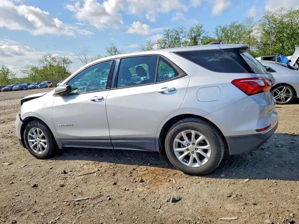 2GNAXHEV5J6283143 2018 CHEVROLET EQUINOX - Image 2
