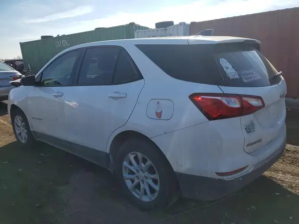 2GNAXHEV5J6285765 2018 CHEVROLET EQUINOX - Image 2